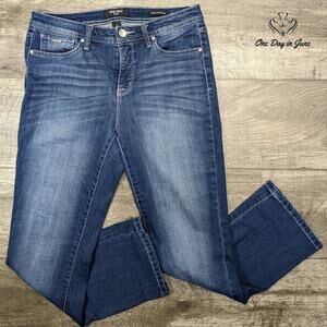 Nine West Taylor Cuffed Capri Jeans Size 4